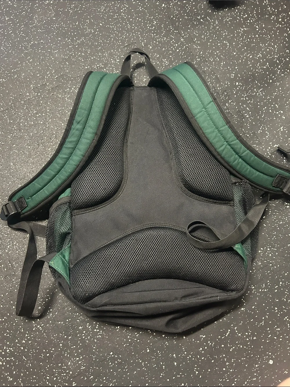 Kavu Dark Green Men's Multi-Compartment Backpack with Black Accents